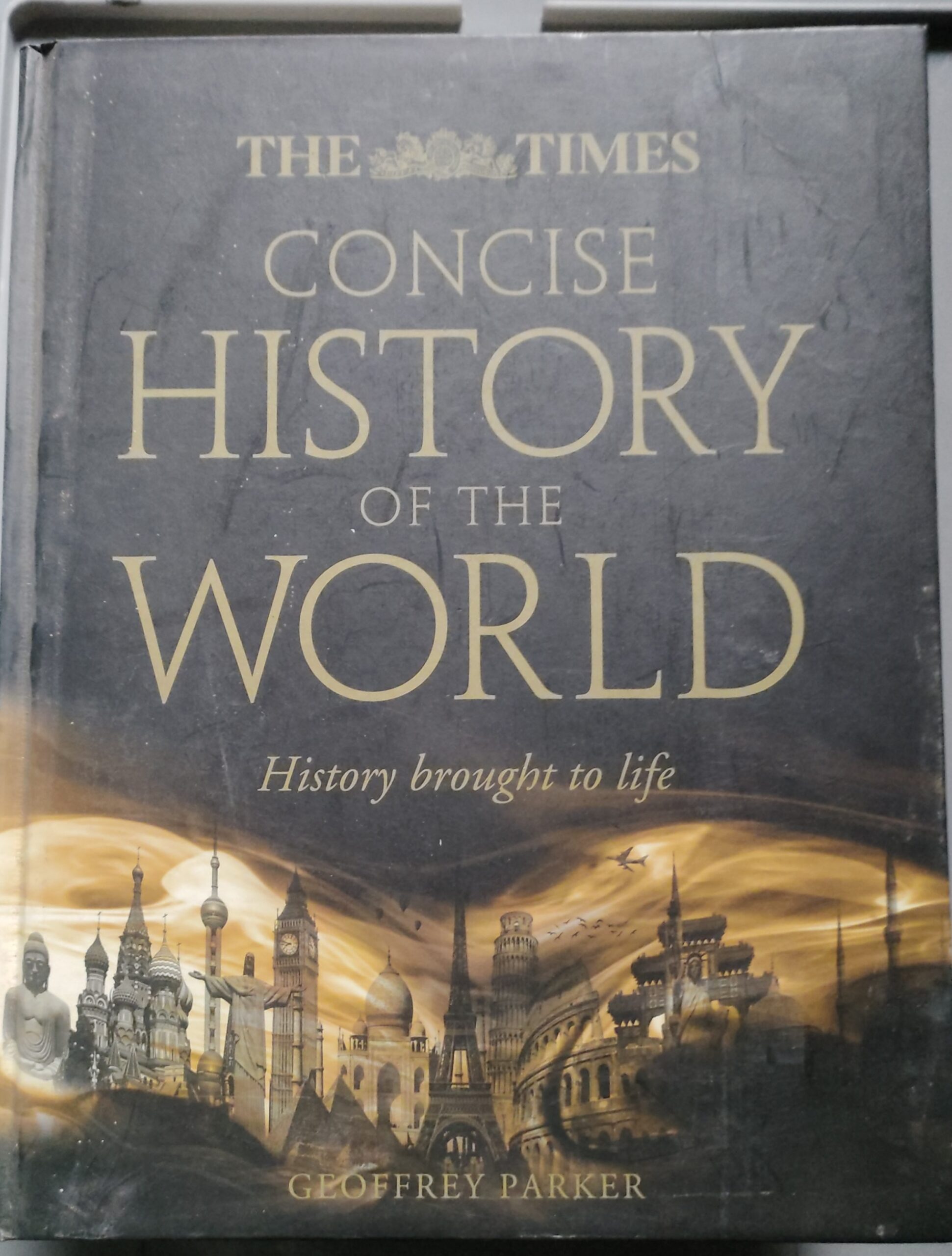 Imported Coffee Table Books – Art, History, Photography & More - Image 18